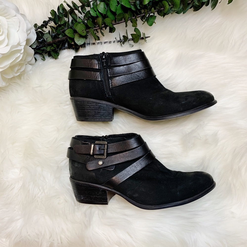 Steve Madden Regent Black Western Ankle Boots